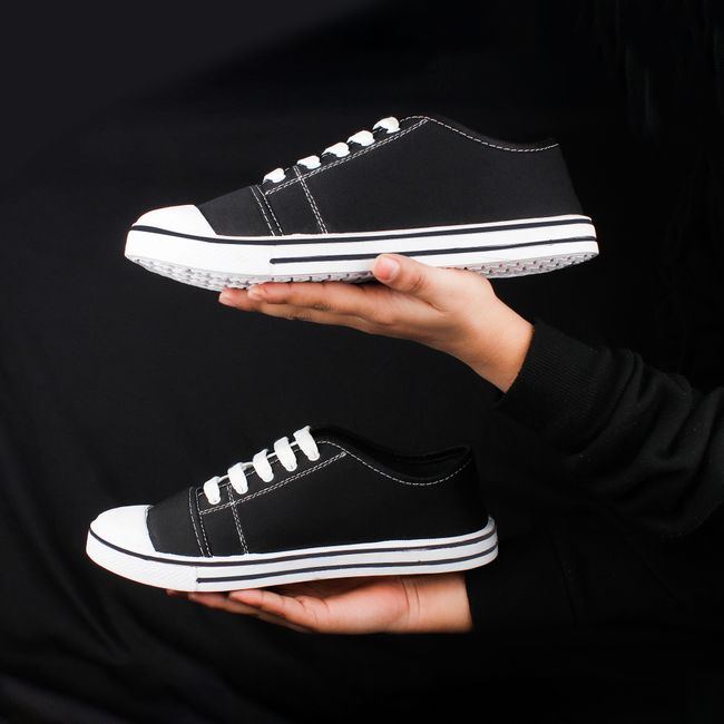 Running Sneakers (UK 9) in Hyderabad