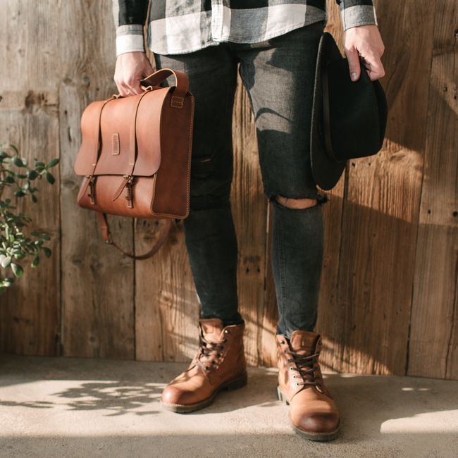 Men's Leather Backpack in Delhi